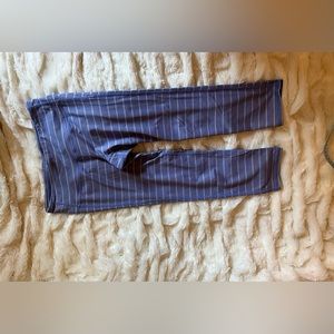 Athleta Chatarunga Crop Capri Leggings Athletic Yoga Running